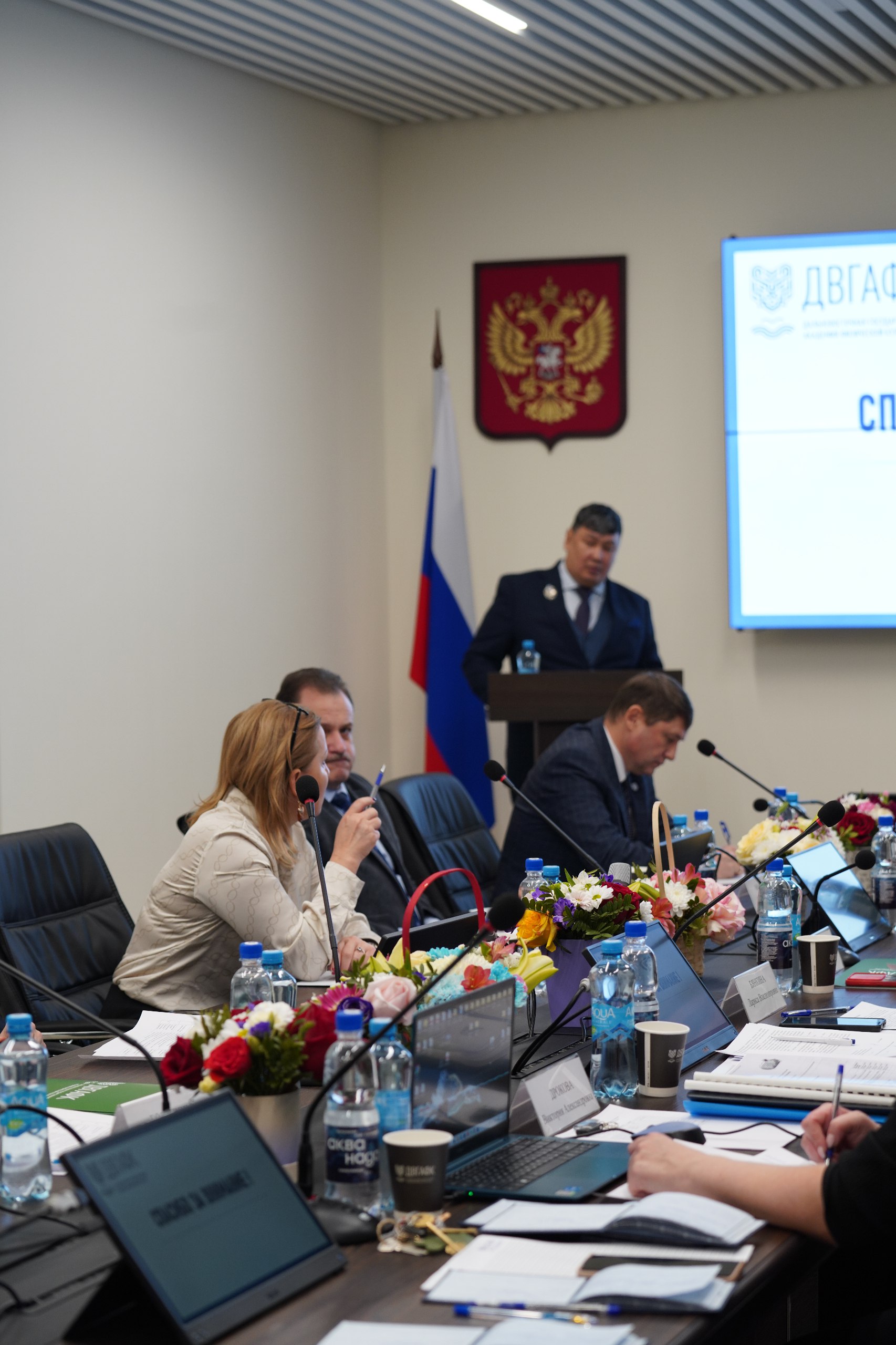 Возможности выпускникам