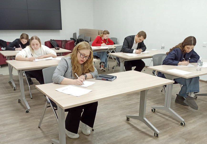 Второй диплом: Управление физкультурно-спортивными  организациями