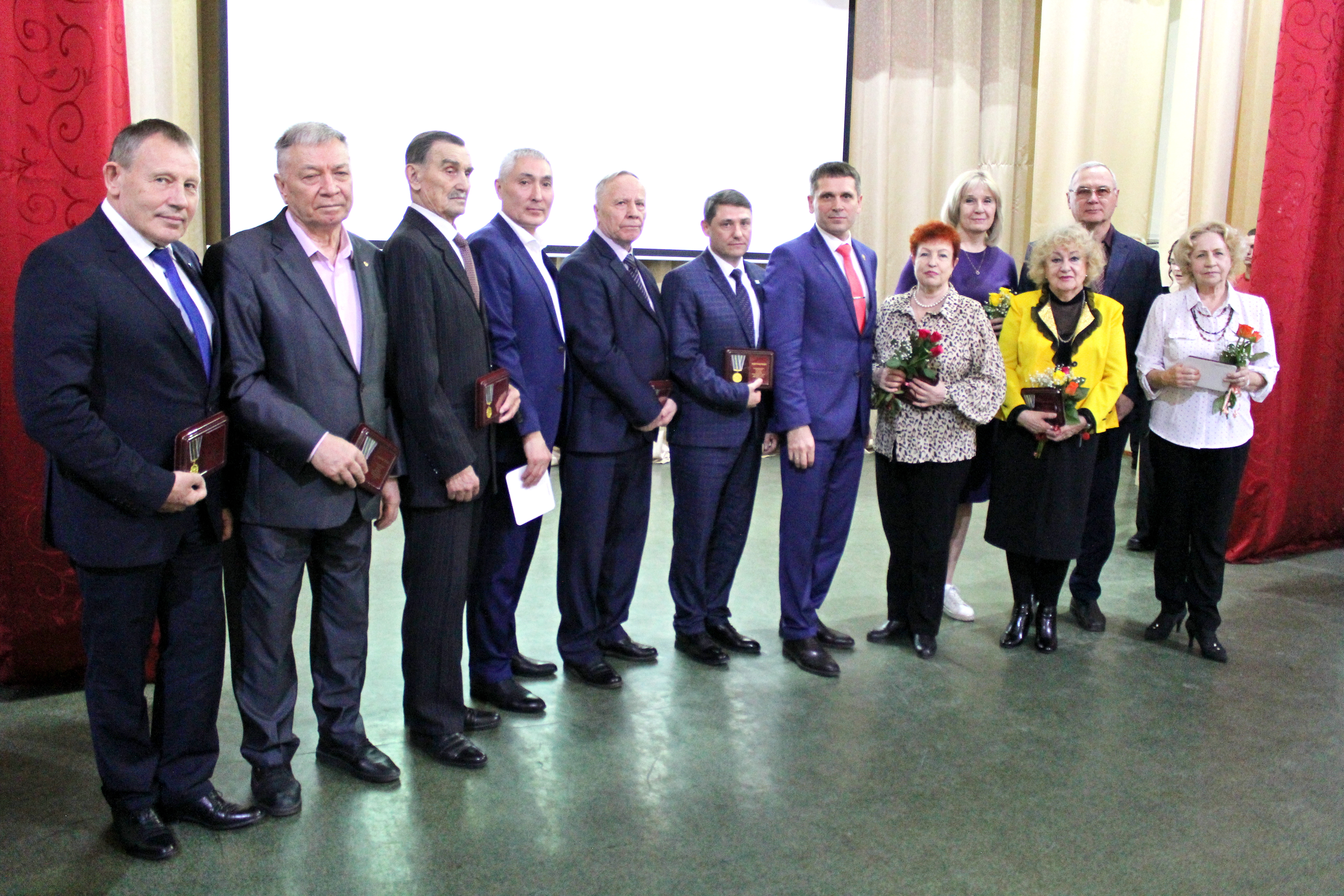 Торжественное мероприятие, приуроченное к годовщине основания академии, прошло в ДВГАФК