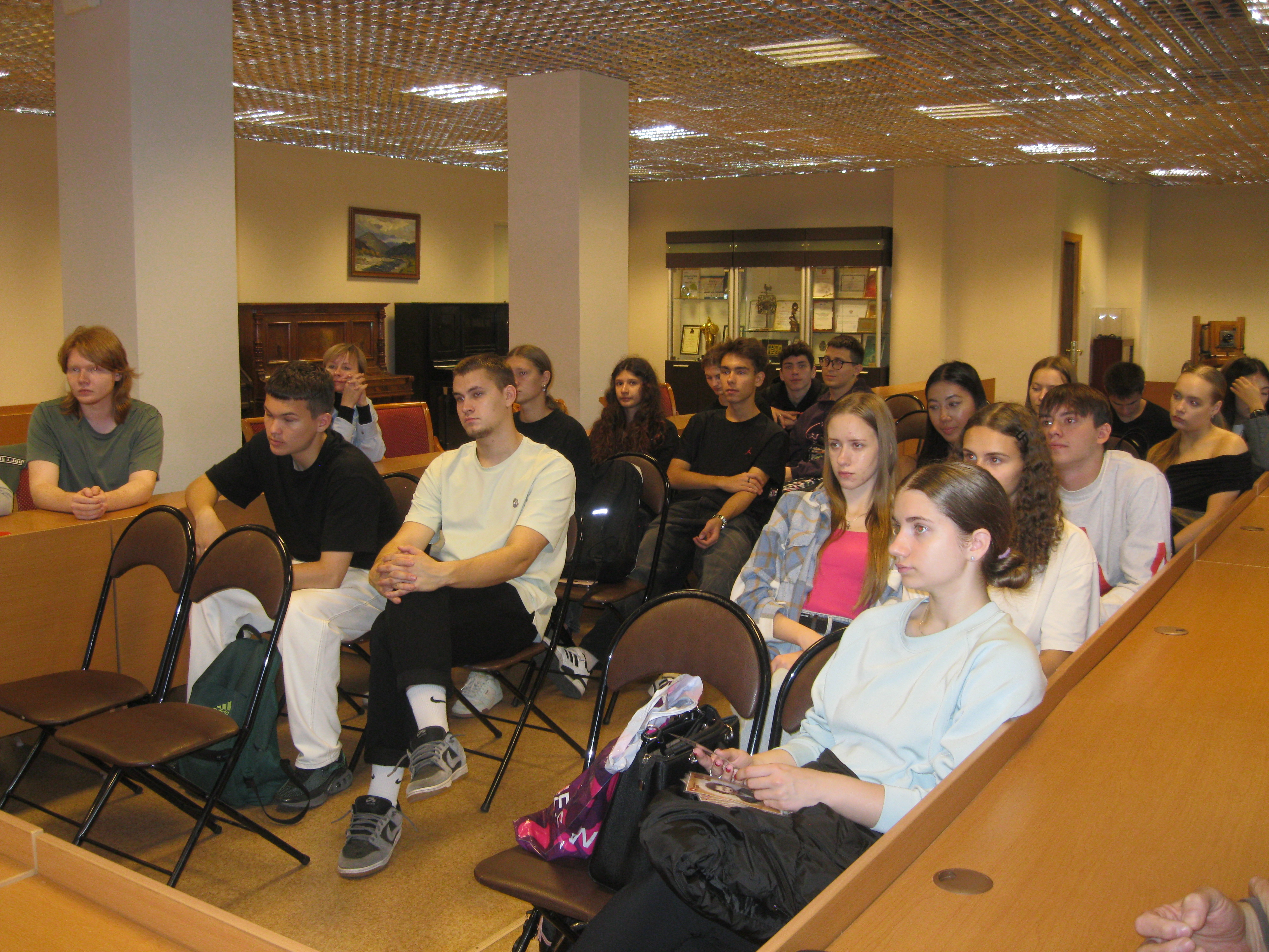 Студенты ДВГАФК приняли участие в заседании Приамурского историко-родоведческого общества