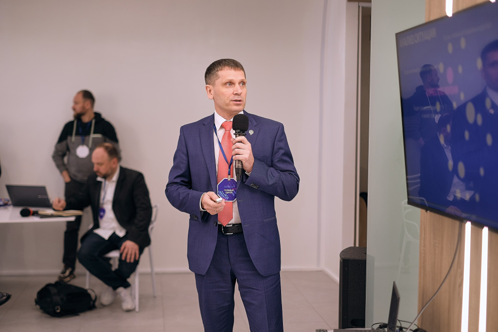 @iluhander - 2298_resized.jpg