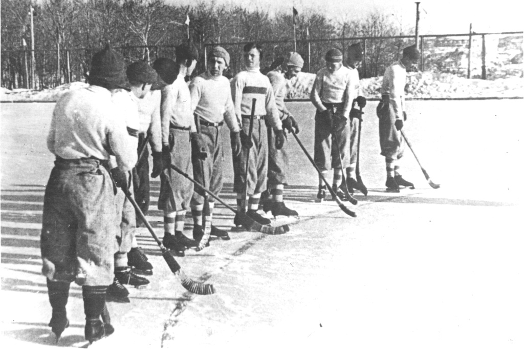 Первая команда ХГИФК.jpg