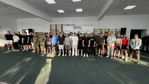 Студенты ДВГАФК приняли участие в спортивно-оздоровительном мероприятии «Добры молодцы»